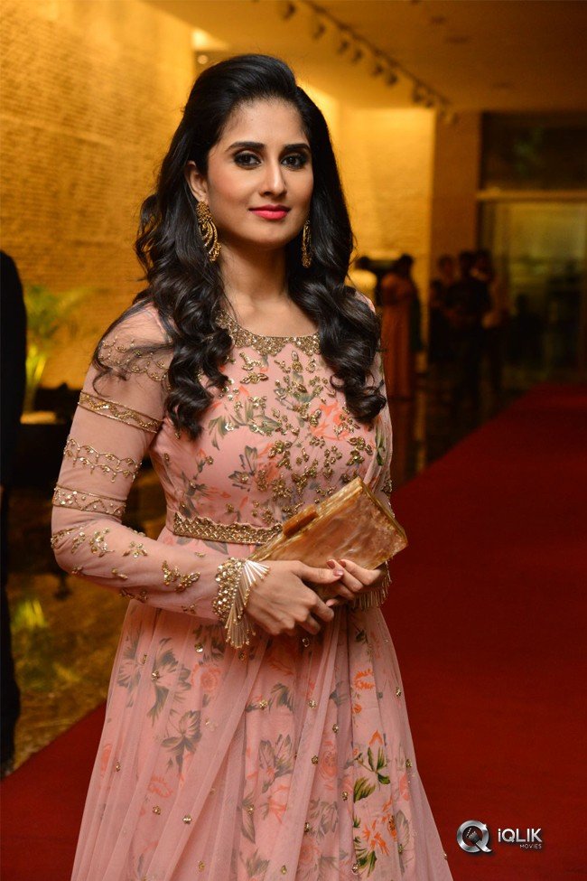 Shamili-at-Ammammagari-Illu-Pre-Release-Function-Photos